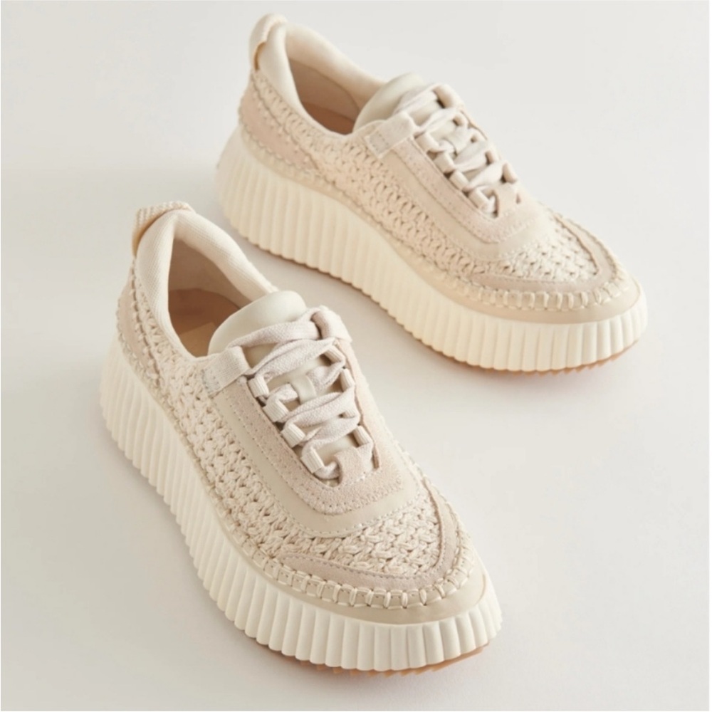 Dolce Vita Dolen Sneakers in Sandstone Knit